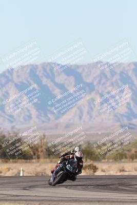 media/Dec-07-2025-CVMA (Sun) [[3e7d2de5dc]]/Race 16-Formula Middleweight/